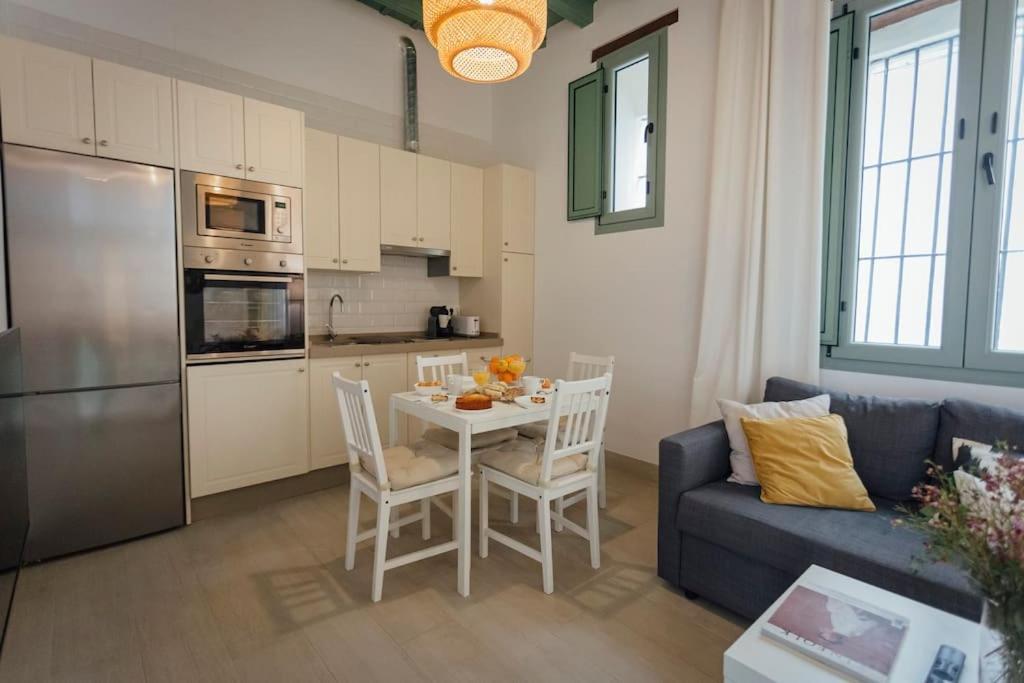 Komodo Gran Poder - Penthouse With Private Pool And Cozy Twin Bedroom Central Apartment Sevilla Exterior foto