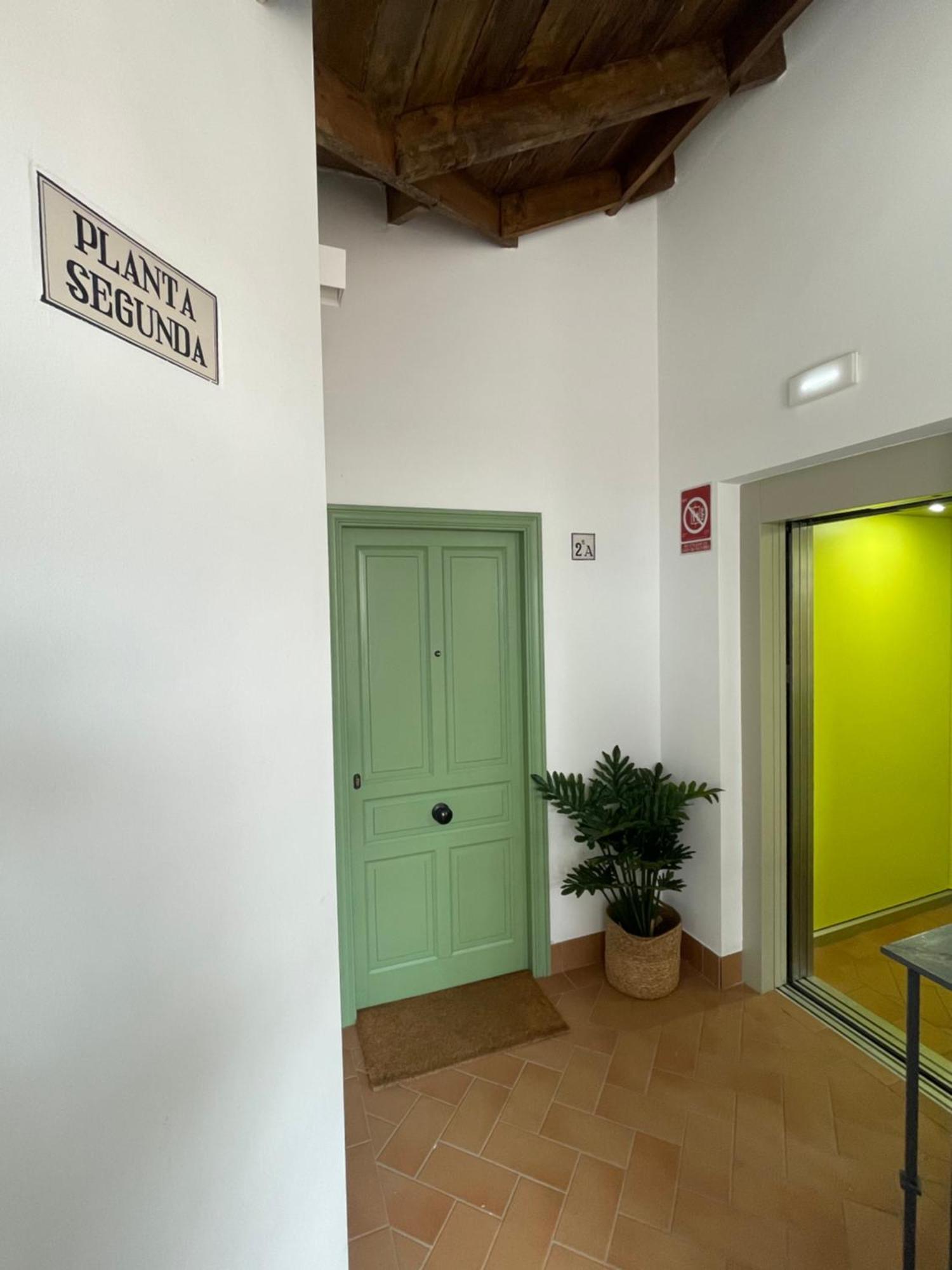 Komodo Gran Poder - Penthouse With Private Pool And Cozy Twin Bedroom Central Apartment Sevilla Exterior foto