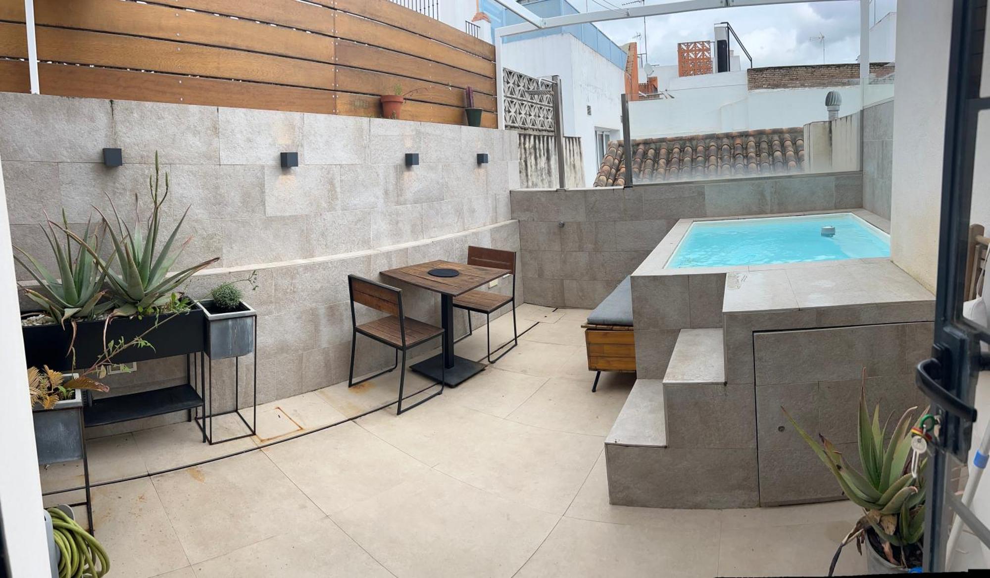Komodo Gran Poder - Penthouse With Private Pool And Cozy Twin Bedroom Central Apartment Sevilla Exterior foto