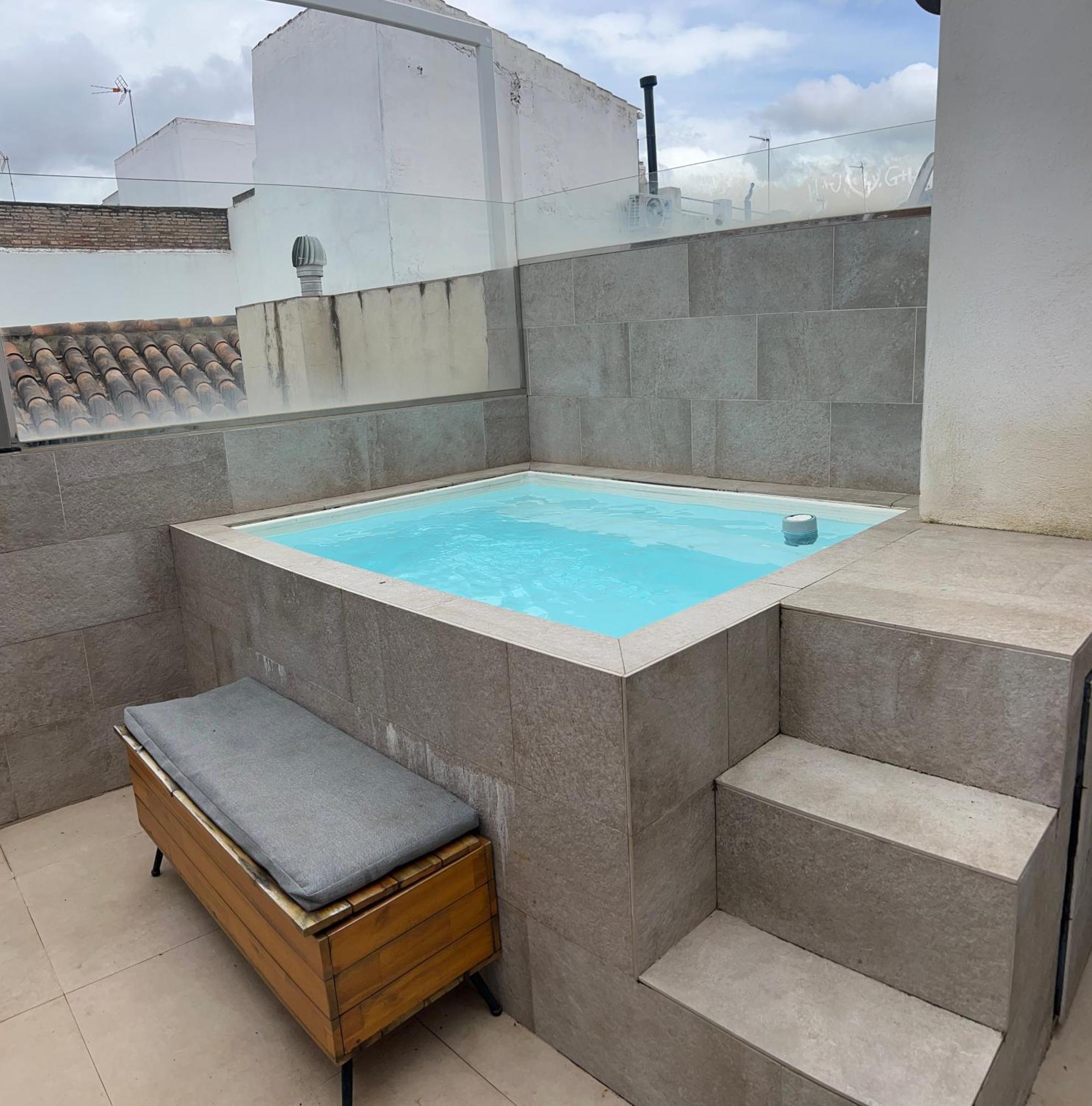 Komodo Gran Poder - Penthouse With Private Pool And Cozy Twin Bedroom Central Apartment Sevilla Exterior foto